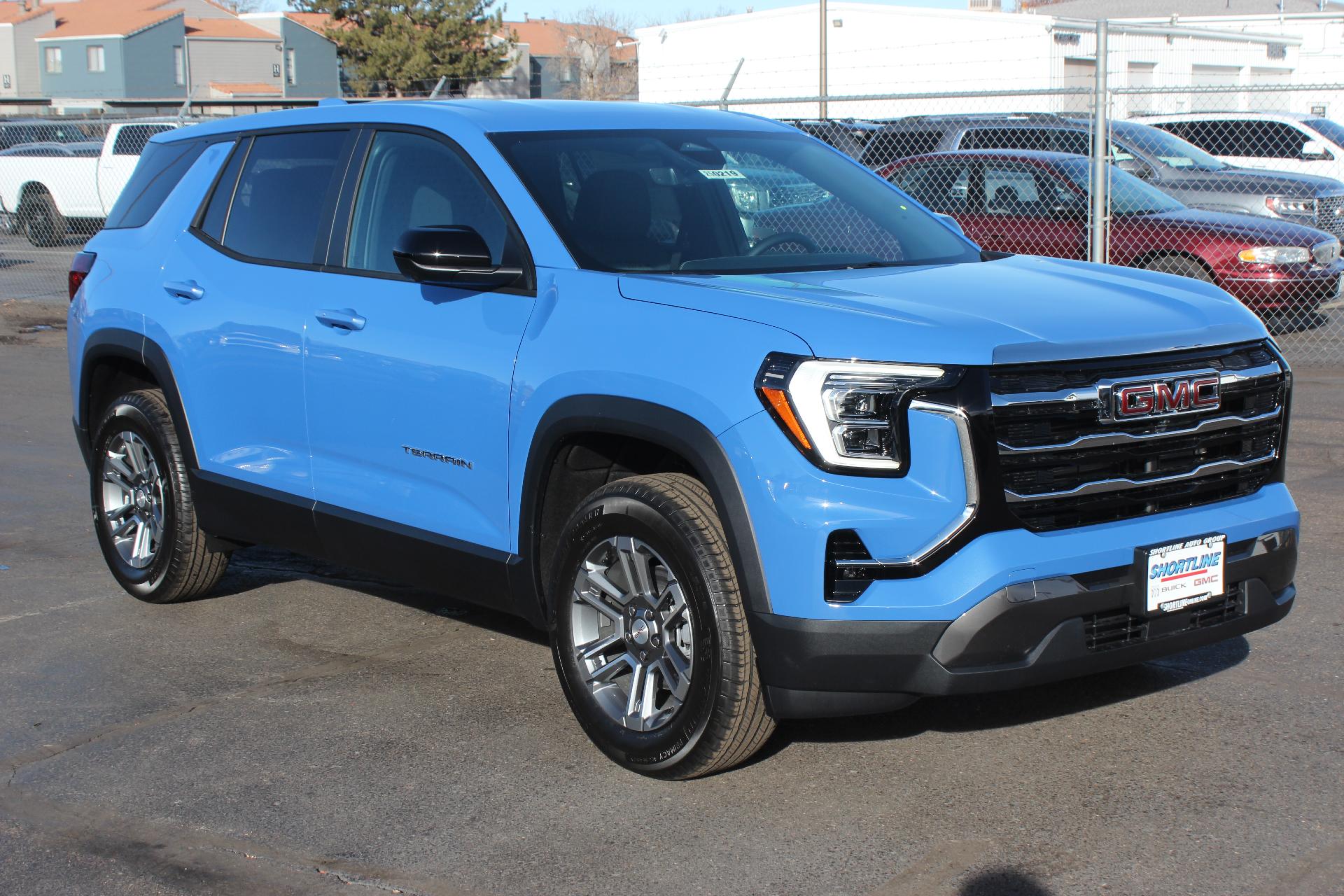 2025 GMC Terrain Vehicle Photo in AURORA, CO 80012-4011