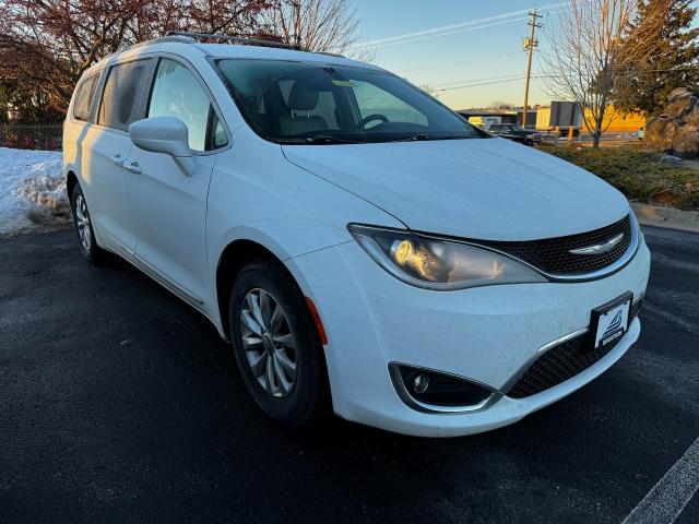 2017 Chrysler Pacifica Vehicle Photo in Oshkosh, WI 54901