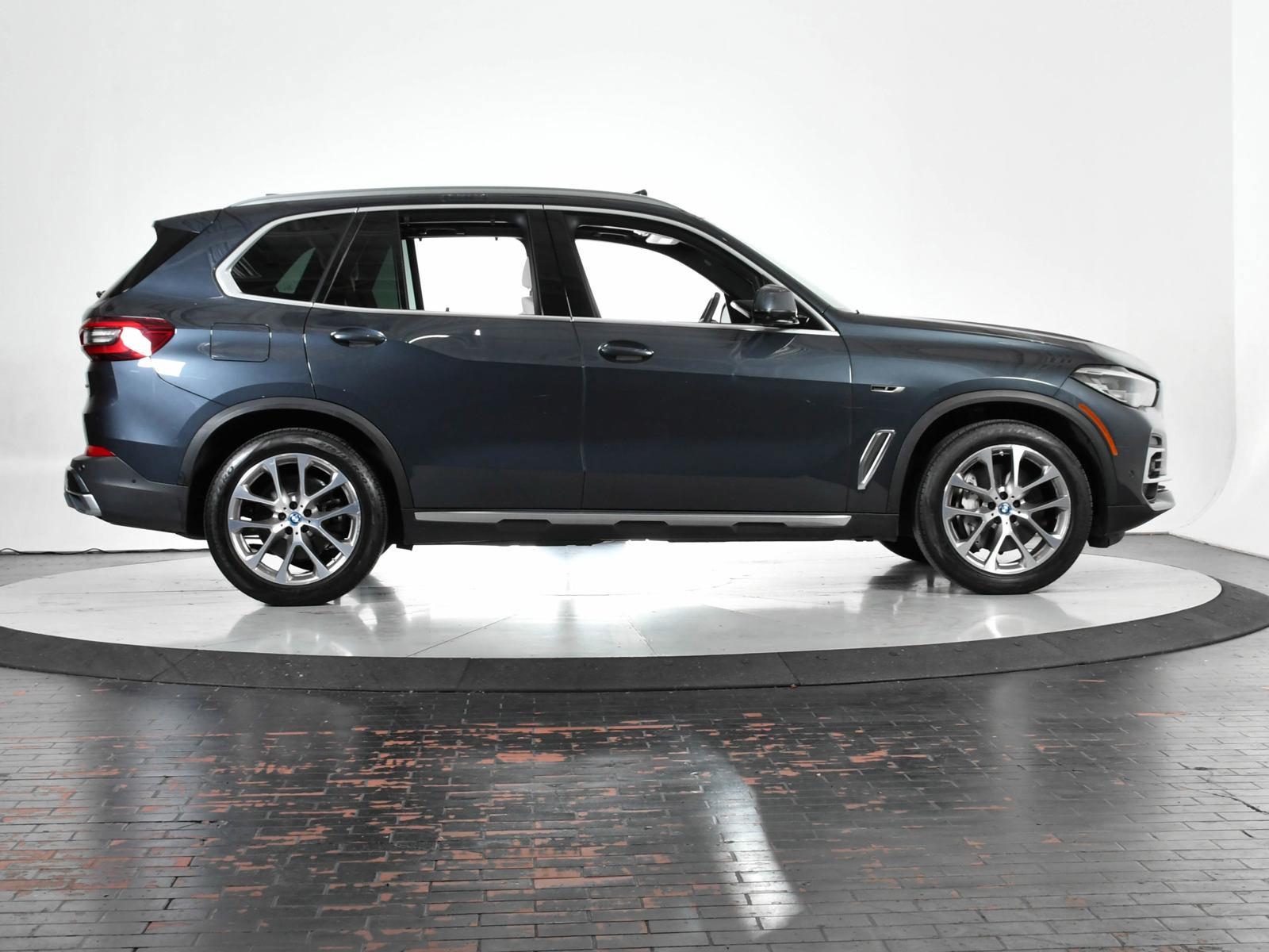 2022 BMW X5 xDrive45e Vehicle Photo in DALLAS, TX 75235