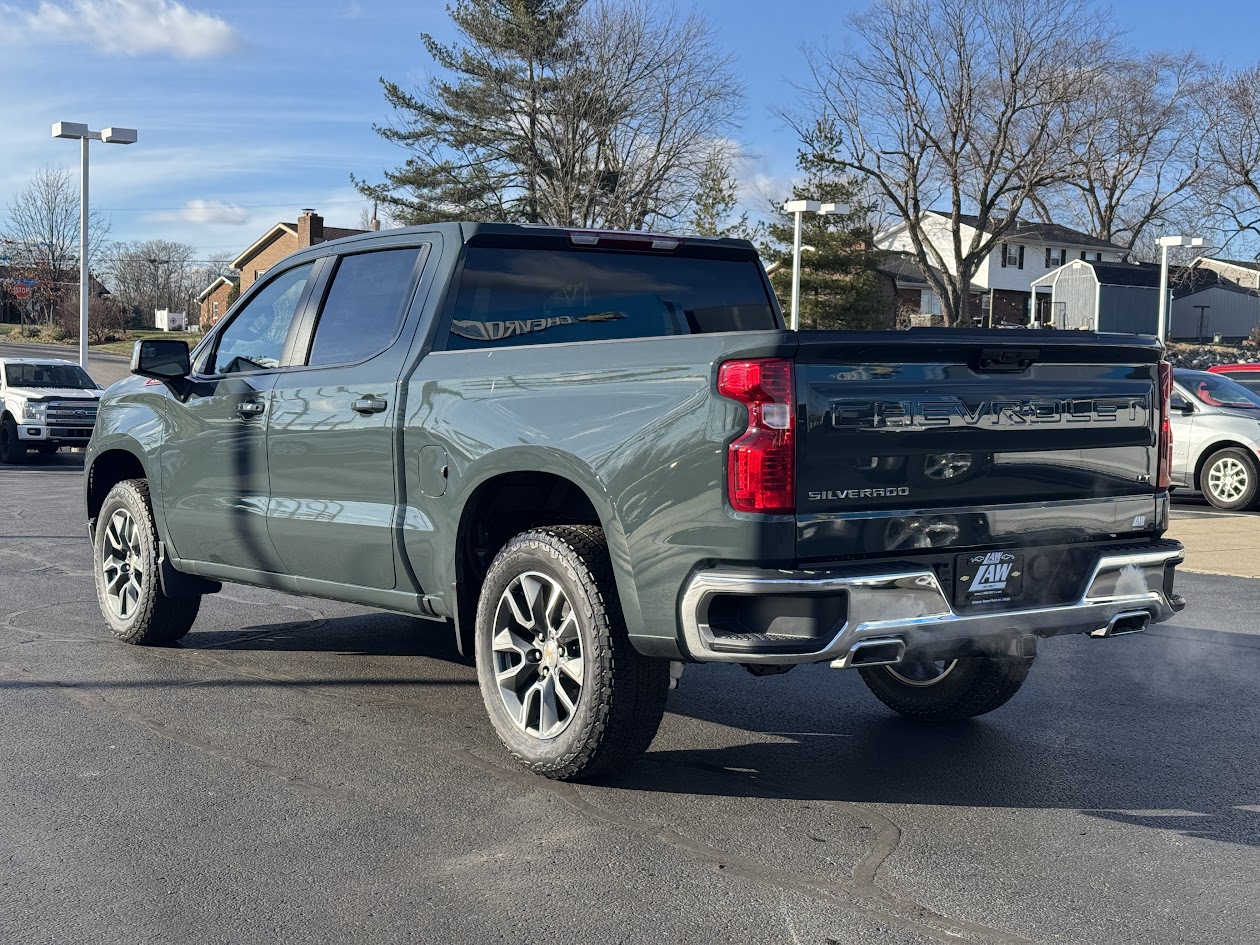 2025 Chevrolet Silverado 1500 Vehicle Photo in BOONVILLE, IN 47601-9633