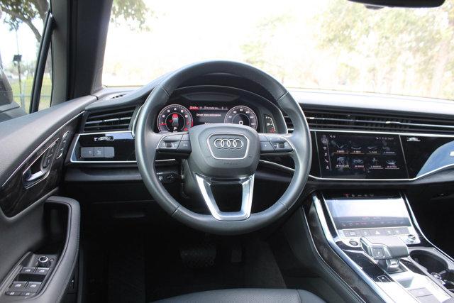 2024 Audi Q7 Vehicle Photo in HOUSTON, TX 77090