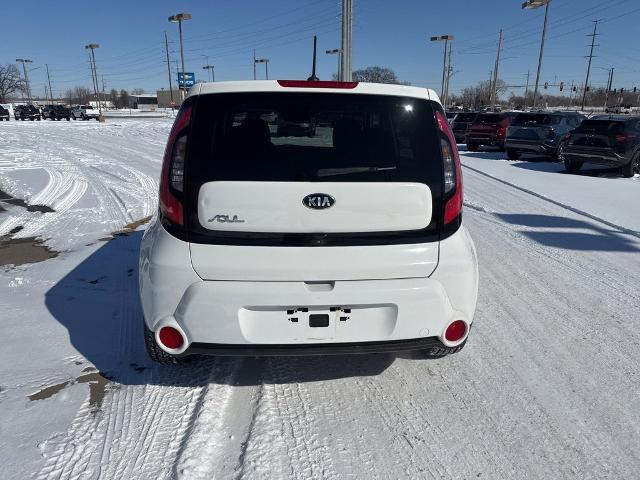 2016 Kia Soul Vehicle Photo in MANHATTAN, KS 66502-5036