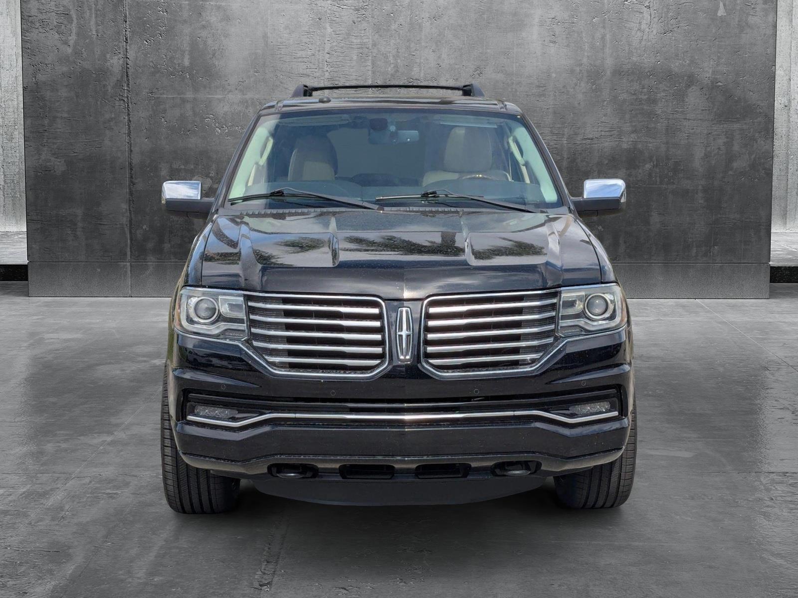 2017 Lincoln Navigator Vehicle Photo in PEMBROKE PINES, FL 33024-6534