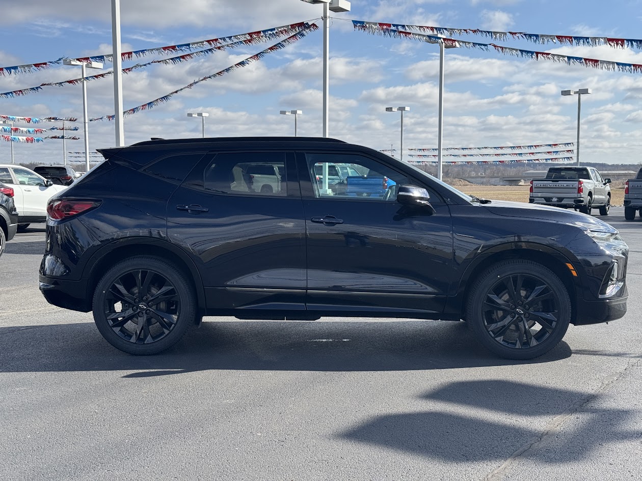 2021 Chevrolet Blazer Vehicle Photo in BOONVILLE, IN 47601-9633