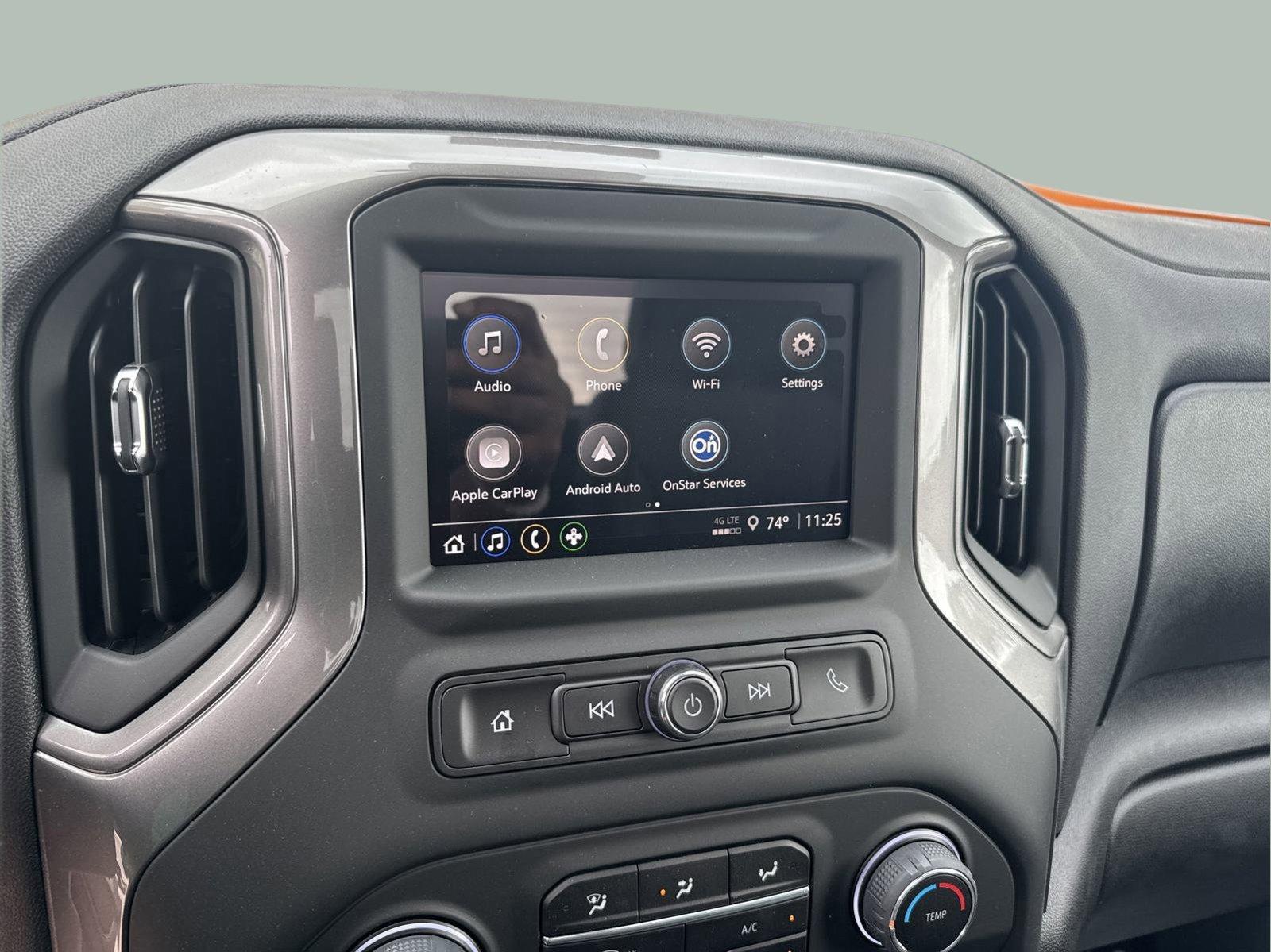 2024 Chevrolet Silverado 3500 HD Chassis Cab Vehicle Photo in GEORGETOWN, TX 78626-7508