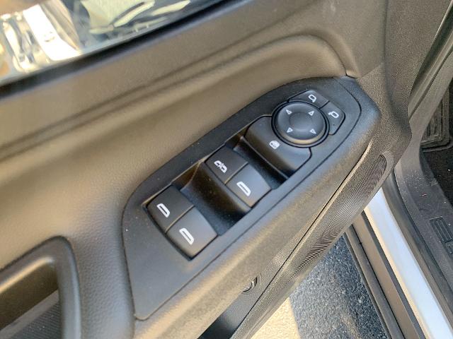 2022 Chevrolet Equinox Vehicle Photo in MOON TOWNSHIP, PA 15108-2571