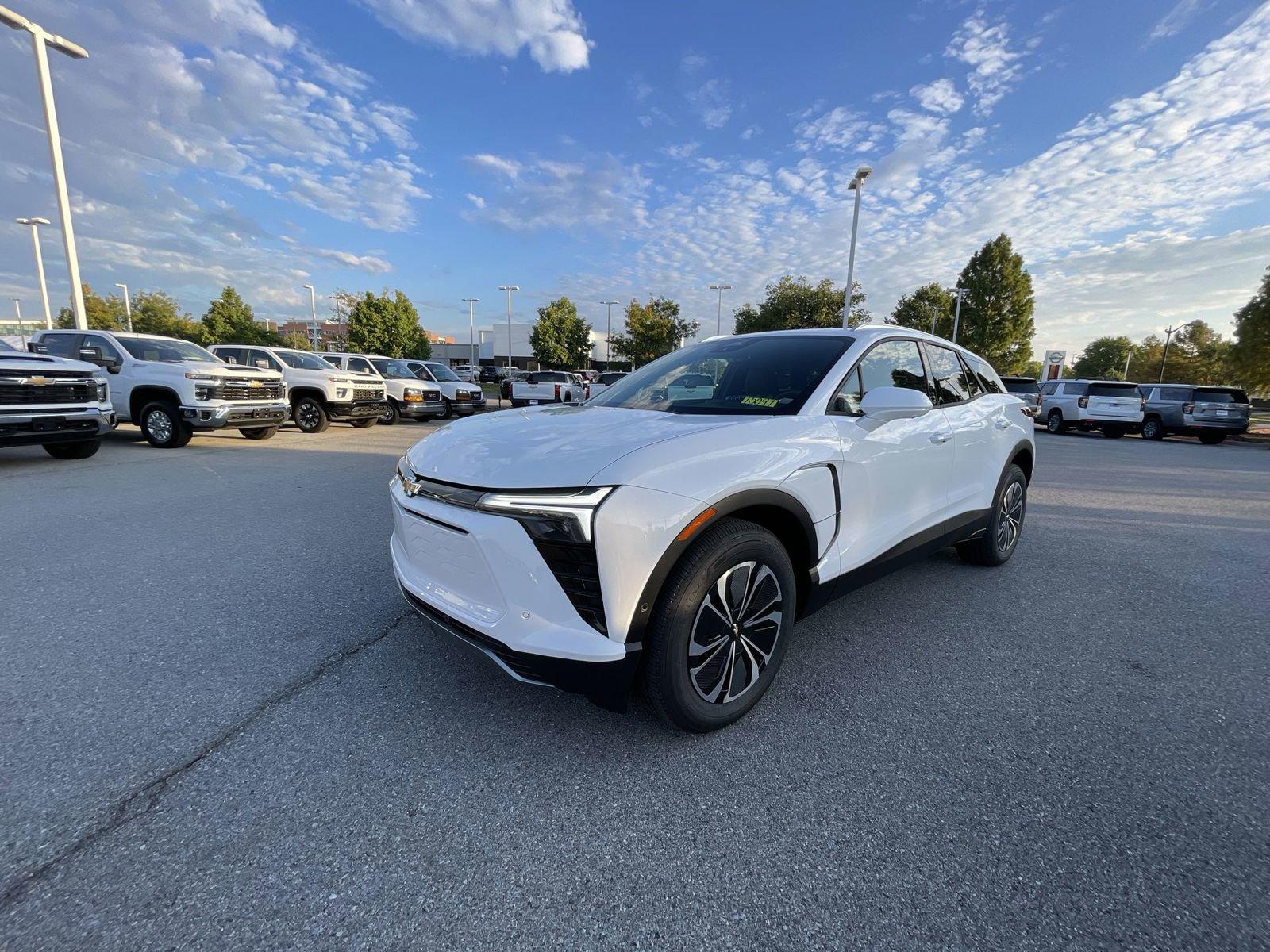 2025 Chevrolet Blazer EV Vehicle Photo in BENTONVILLE, AR 72712-4322