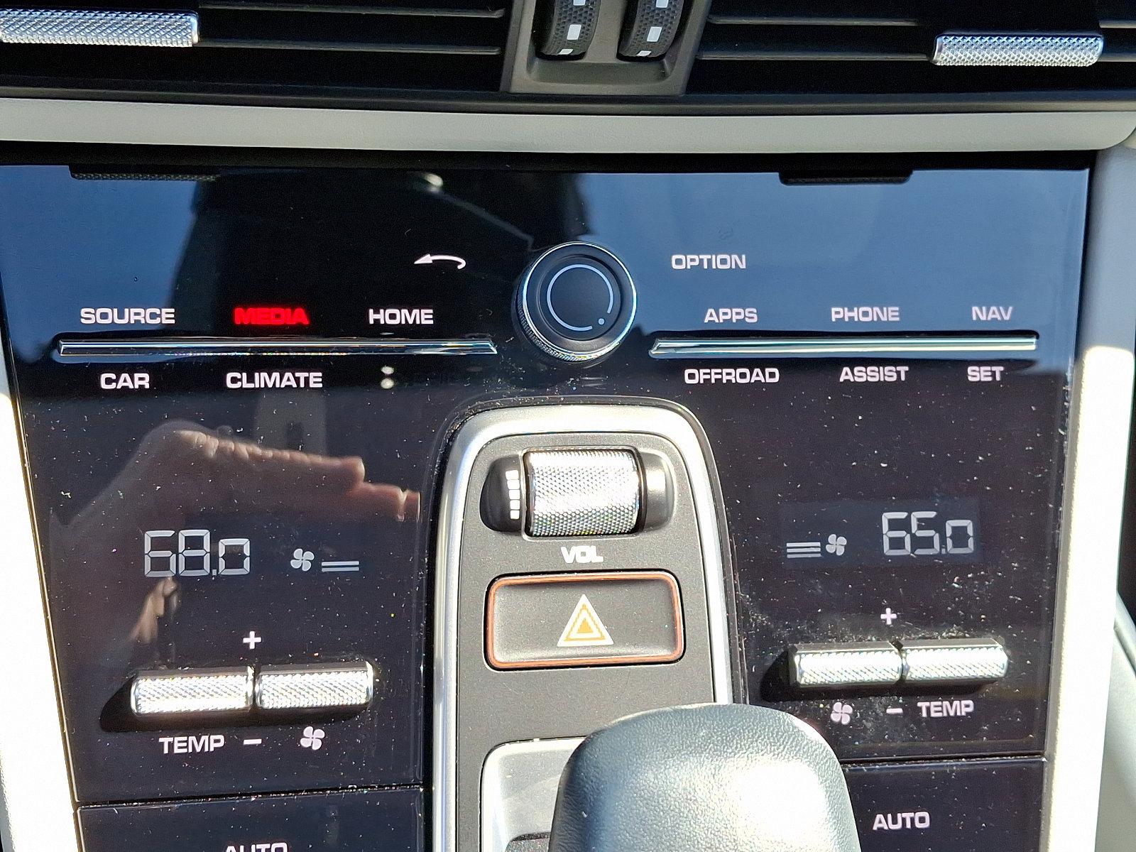 2022 Porsche Cayenne Vehicle Photo in Lancaster, PA 17601