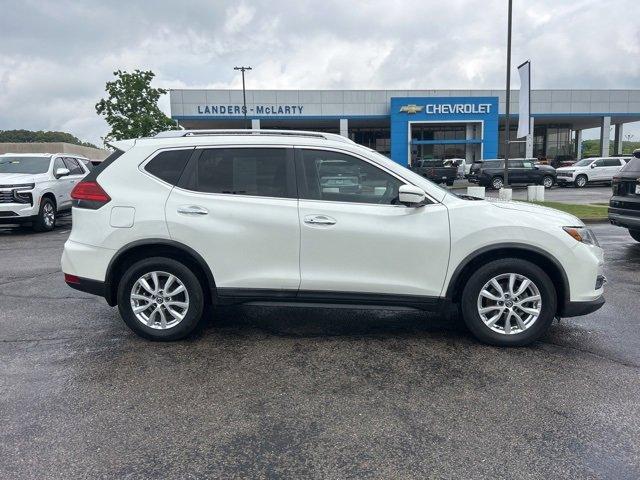 Used 2017 Nissan Rogue SV with VIN KNMAT2MT7HP598022 for sale in Huntsville, AL