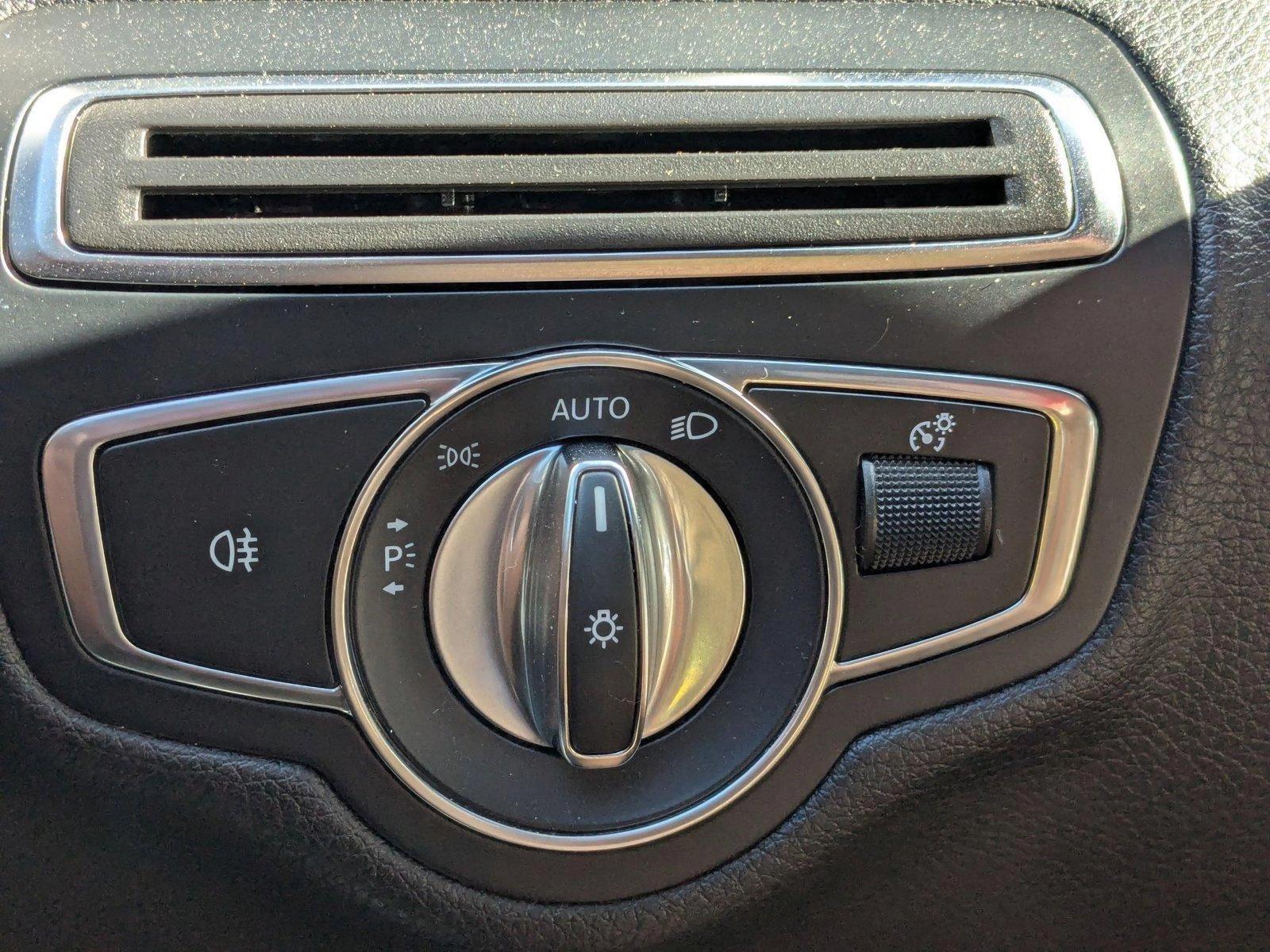 2019 Mercedes-Benz C-Class Vehicle Photo in Tampa, FL 33614