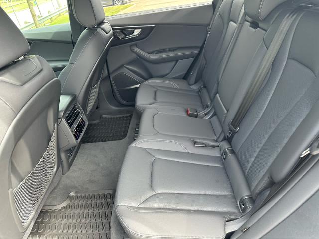 2025 Audi Q8 Vehicle Photo in HOUSTON, TX 77090