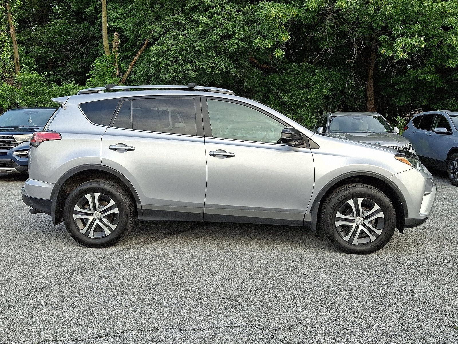 2017 Toyota RAV4 Vehicle Photo in Harrisburg, PA 17111