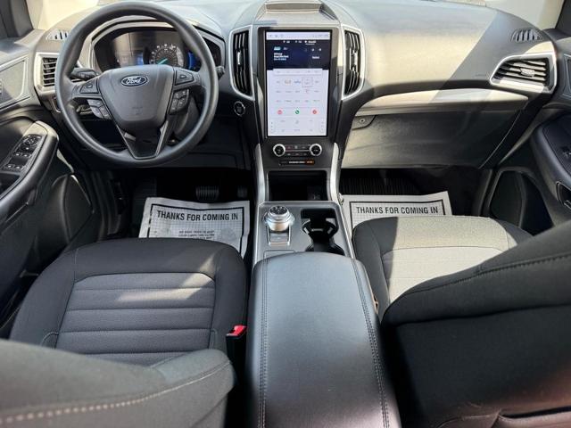 2024 Ford Edge Vehicle Photo in COLUMBIA, MO 65203-3903