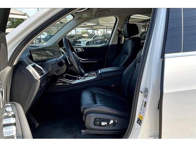 2024 BMW X7 xDrive40i Vehicle Photo in San Antonio, TX 78230