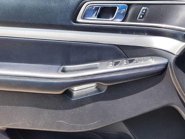 2016 Ford Explorer Vehicle Photo in DENTON, TX 76210-9321