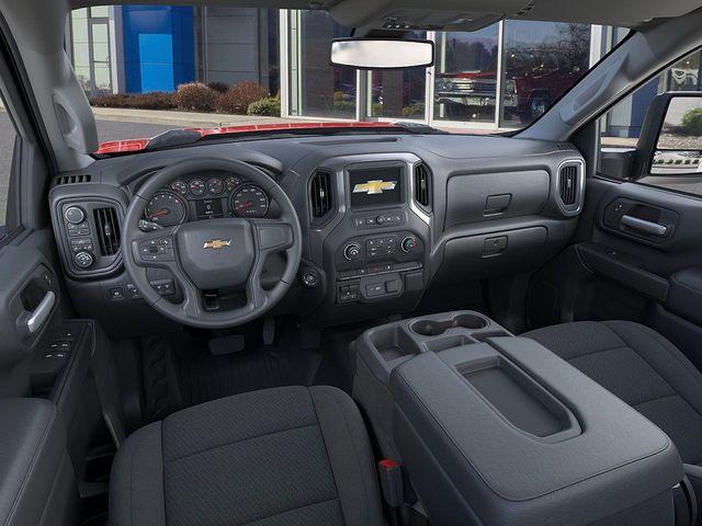 2025 Chevrolet Silverado 3500 HD Chassis Cab Vehicle Photo in DANBURY, CT 06810-5034
