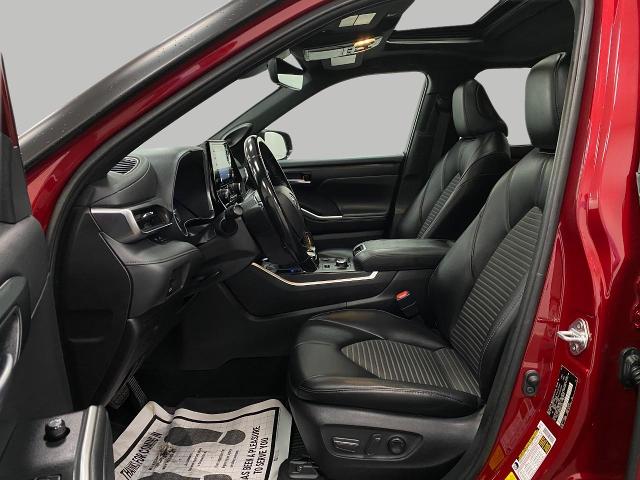 2021 Toyota Highlander Vehicle Photo in OSHKOSH, WI 54904-7811