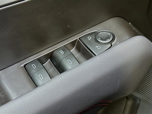 2025 Chevrolet Colorado Vehicle Photo in EVERETT, WA 98203-5662