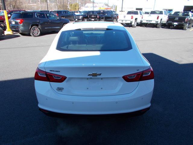 2016 Chevrolet Malibu Vehicle Photo in LOWELL, MA 01852-4336