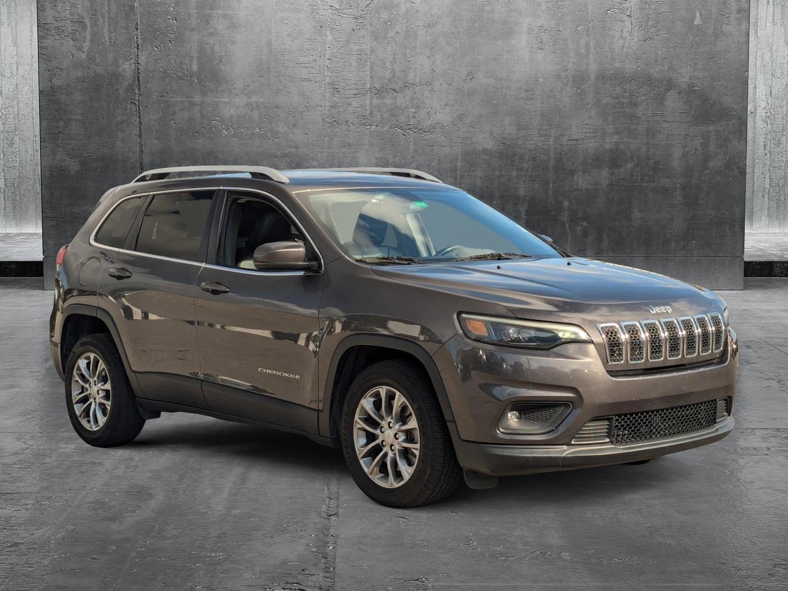 2019 Jeep Cherokee Vehicle Photo in St. Petersburg, FL 33713