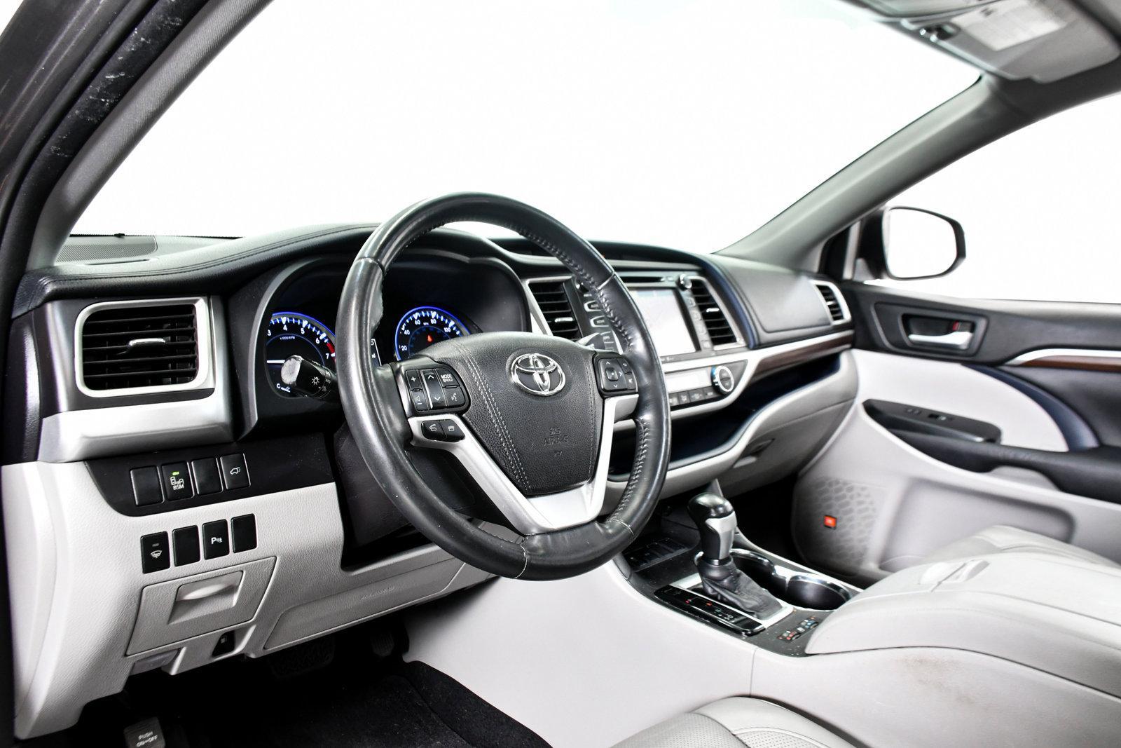 2015 Toyota Highlander Vehicle Photo in DALLAS, TX 75235