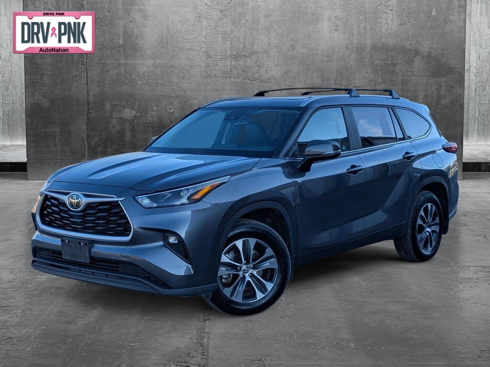 2023 Toyota Highlander Vehicle Photo in Spokane Valley, WA 99212