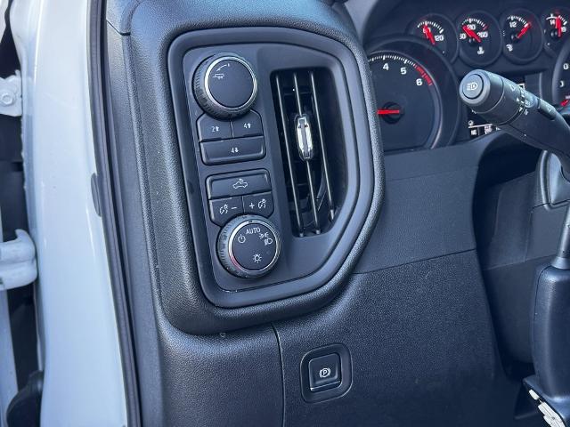 2025 Chevrolet Silverado 2500 HD Vehicle Photo in GARDNER, MA 01440-3110
