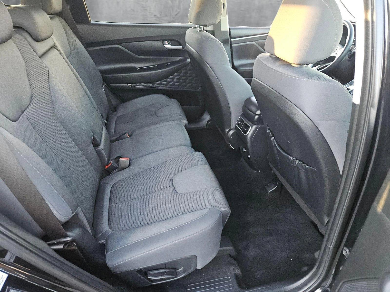 2022 Hyundai SANTA FE Vehicle Photo in MESA, AZ 85206-4395