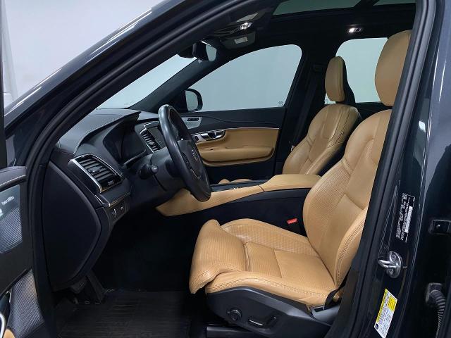 2022 Volvo XC90 Vehicle Photo in Appleton, WI 54913