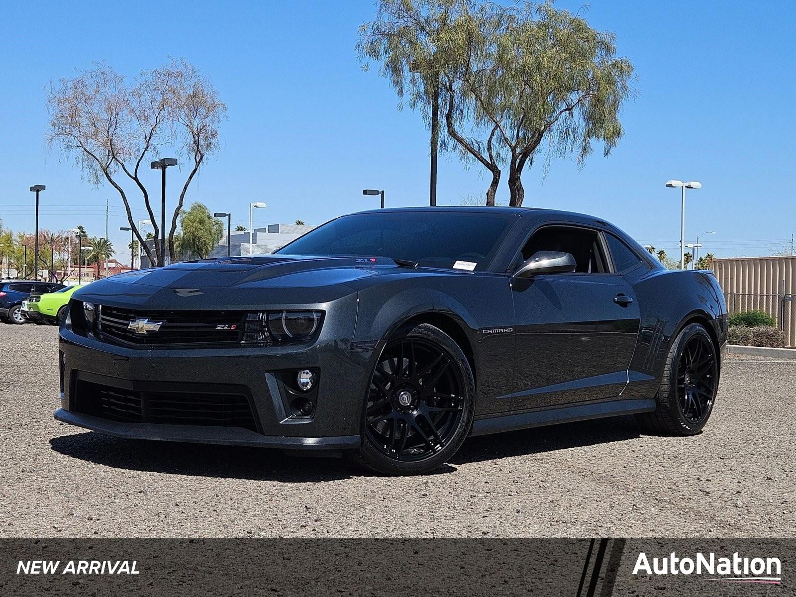 2015 Chevrolet Camaro Vehicle Photo in PEORIA, AZ 85382-3715