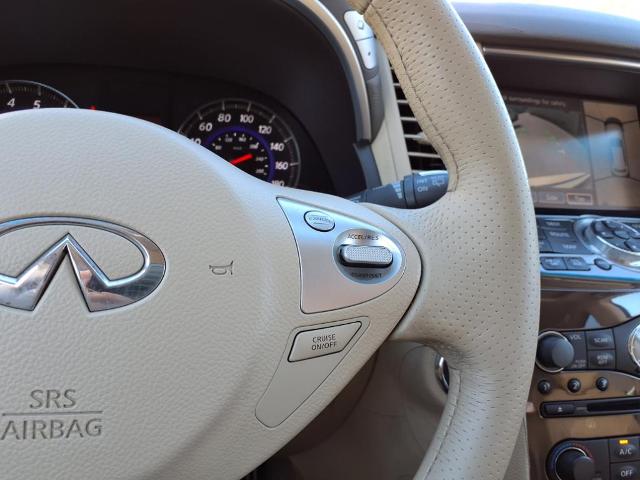 2010 INFINITI FX35 Vehicle Photo in TAMPA, FL 33612-3404