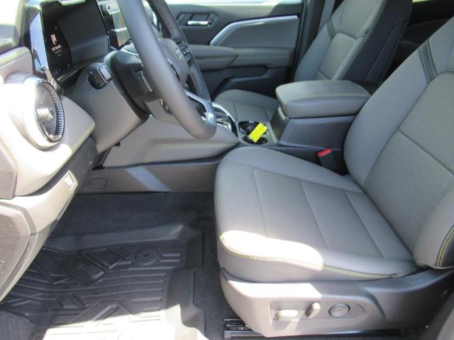 2025 Chevrolet Colorado Vehicle Photo in LEESBURG, FL 34788-4022