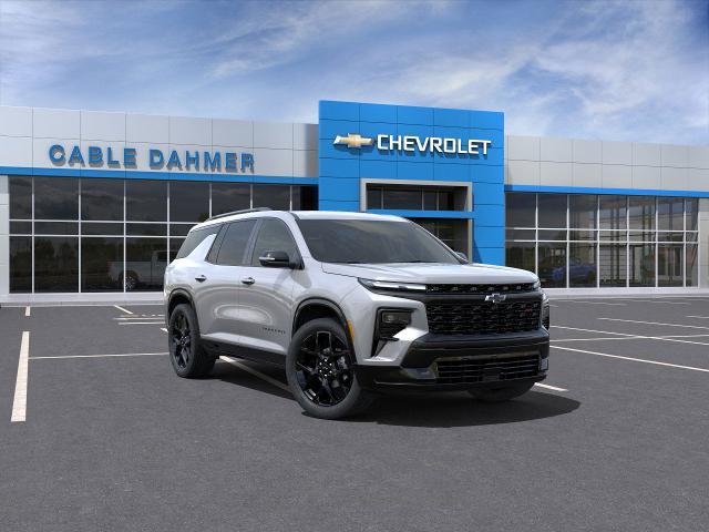 2025 Chevrolet Traverse Vehicle Photo in TOPEKA, KS 66609-0000