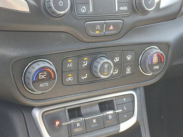 2022 GMC Terrain Vehicle Photo in TREVOSE, PA 19053-4984