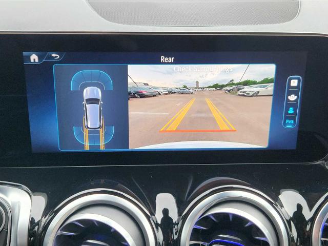 2025 Mercedes-Benz GLB Vehicle Photo in HOUSTON, TX 77079