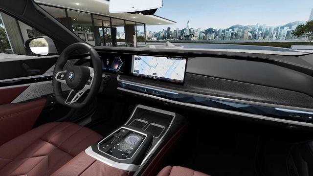 2025 BMW 760i xDrive Vehicle Photo in GRAPEVINE, TX 76051