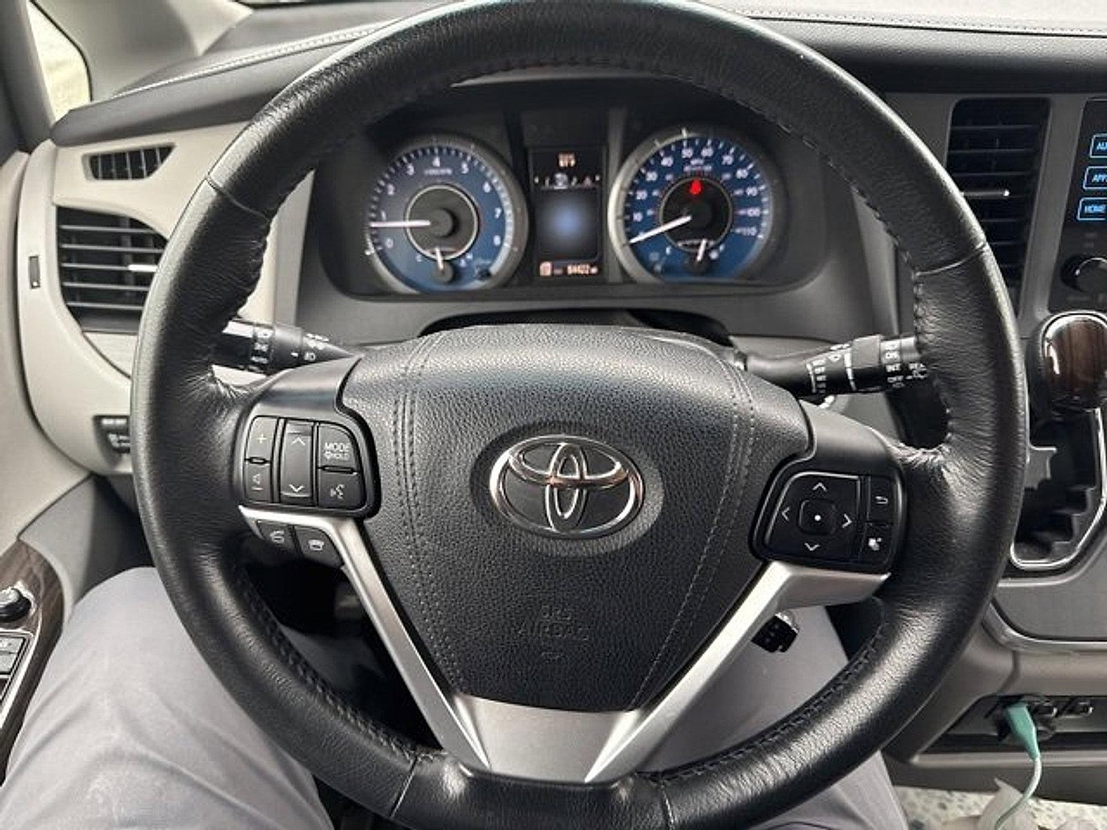 2015 Toyota Sienna Vehicle Photo in Trevose, PA 19053