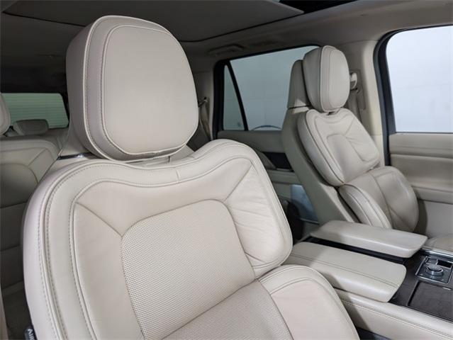 2018 Lincoln Navigator L Vehicle Photo in ENGLEWOOD, CO 80113-6708