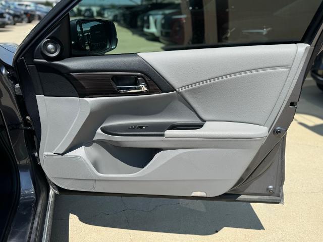 2016 Honda Accord Sedan Vehicle Photo in Grapevine, TX 76051