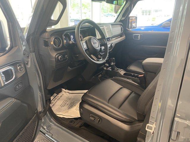 2025 Jeep Gladiator Vehicle Photo in Doylsetown, PA 18901