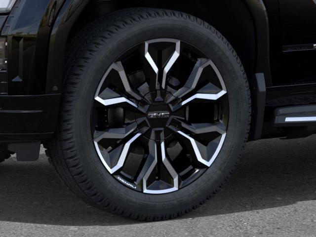 2025 GMC Sierra EV Vehicle Photo in DANBURY, CT 06810-5034
