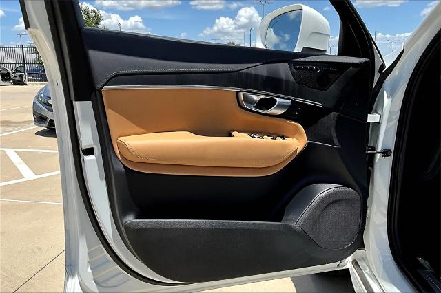 2024 Volvo XC90 Recharge Plug-In Hybrid Vehicle Photo in Grapevine, TX 76051
