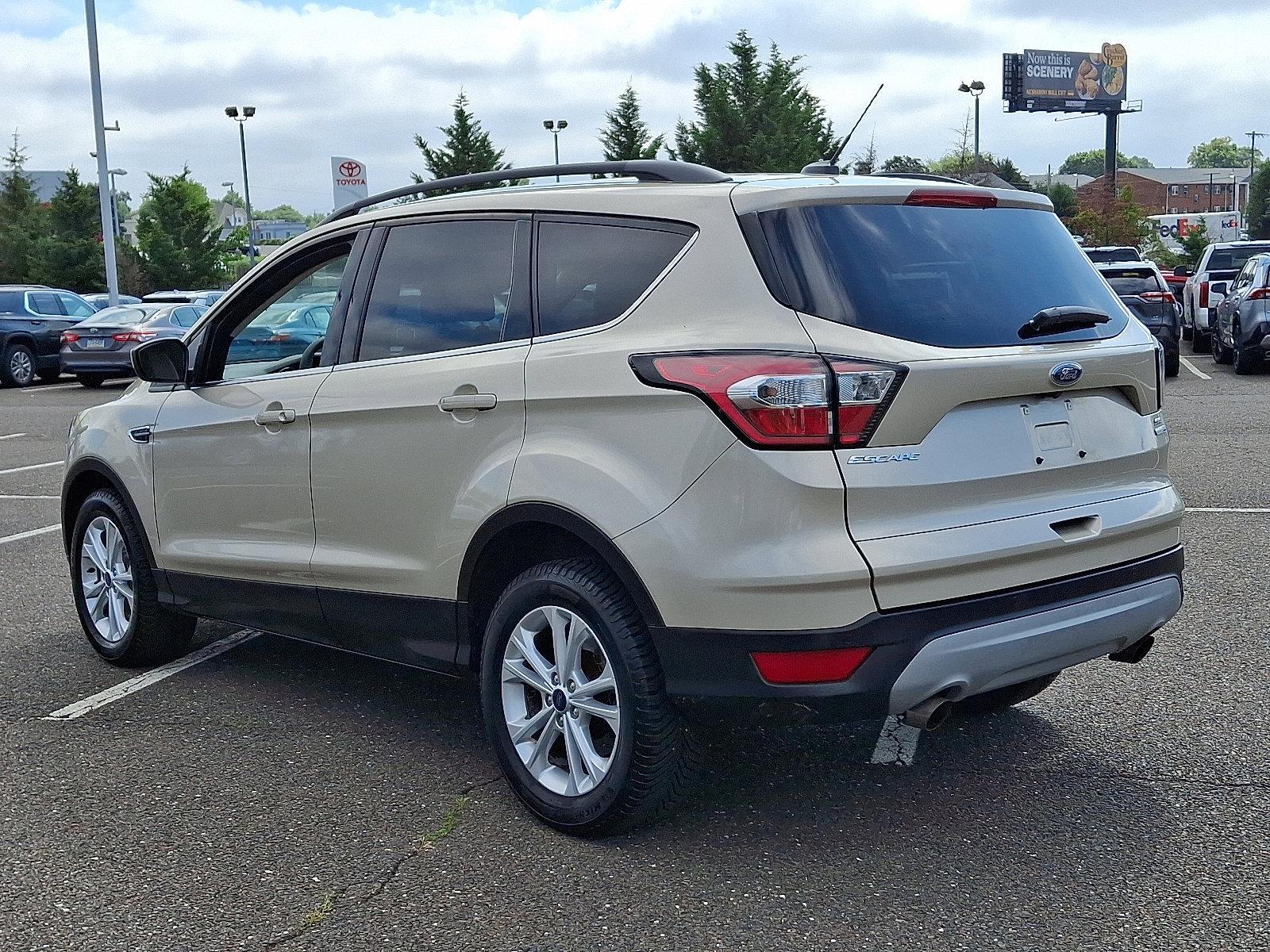 2017 Ford Escape Vehicle Photo in Trevose, PA 19053