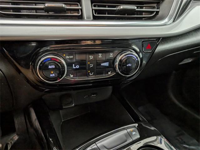2024 Chevrolet Trax Vehicle Photo in ENGLEWOOD, CO 80113-6708