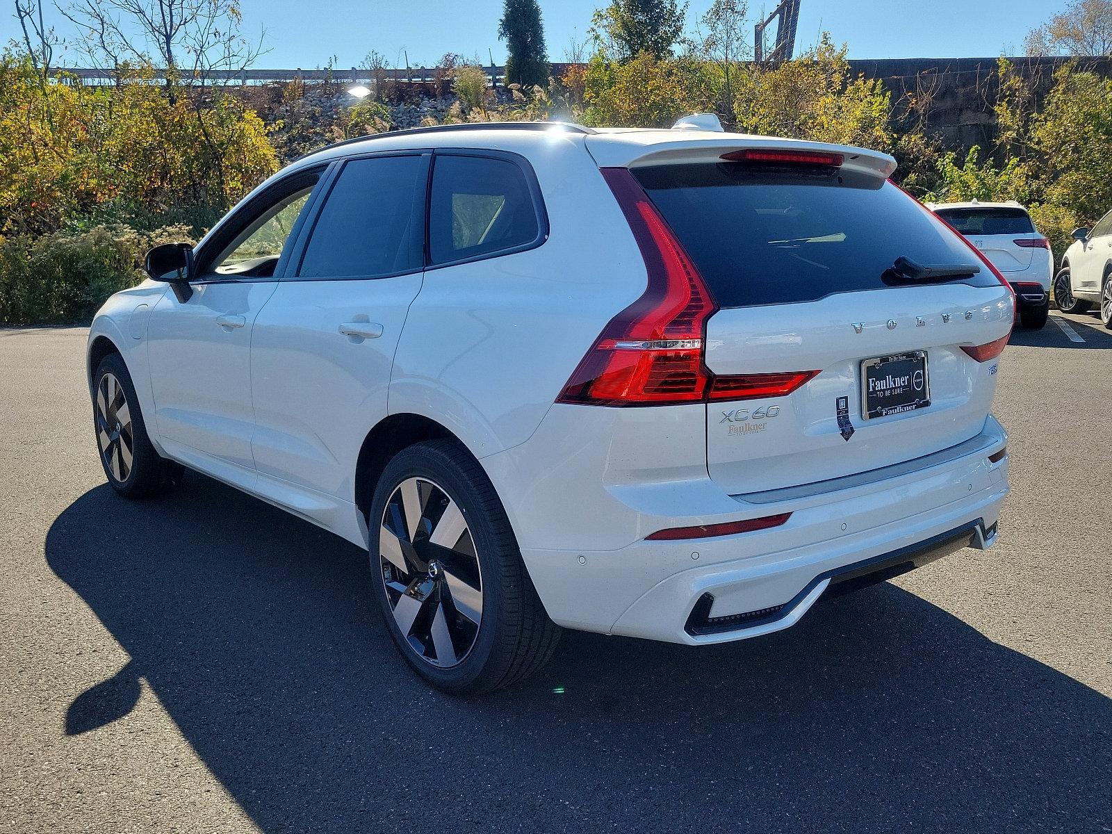 2025 Volvo XC60 Plug-In Hybrid Vehicle Photo in Trevose, PA 19053
