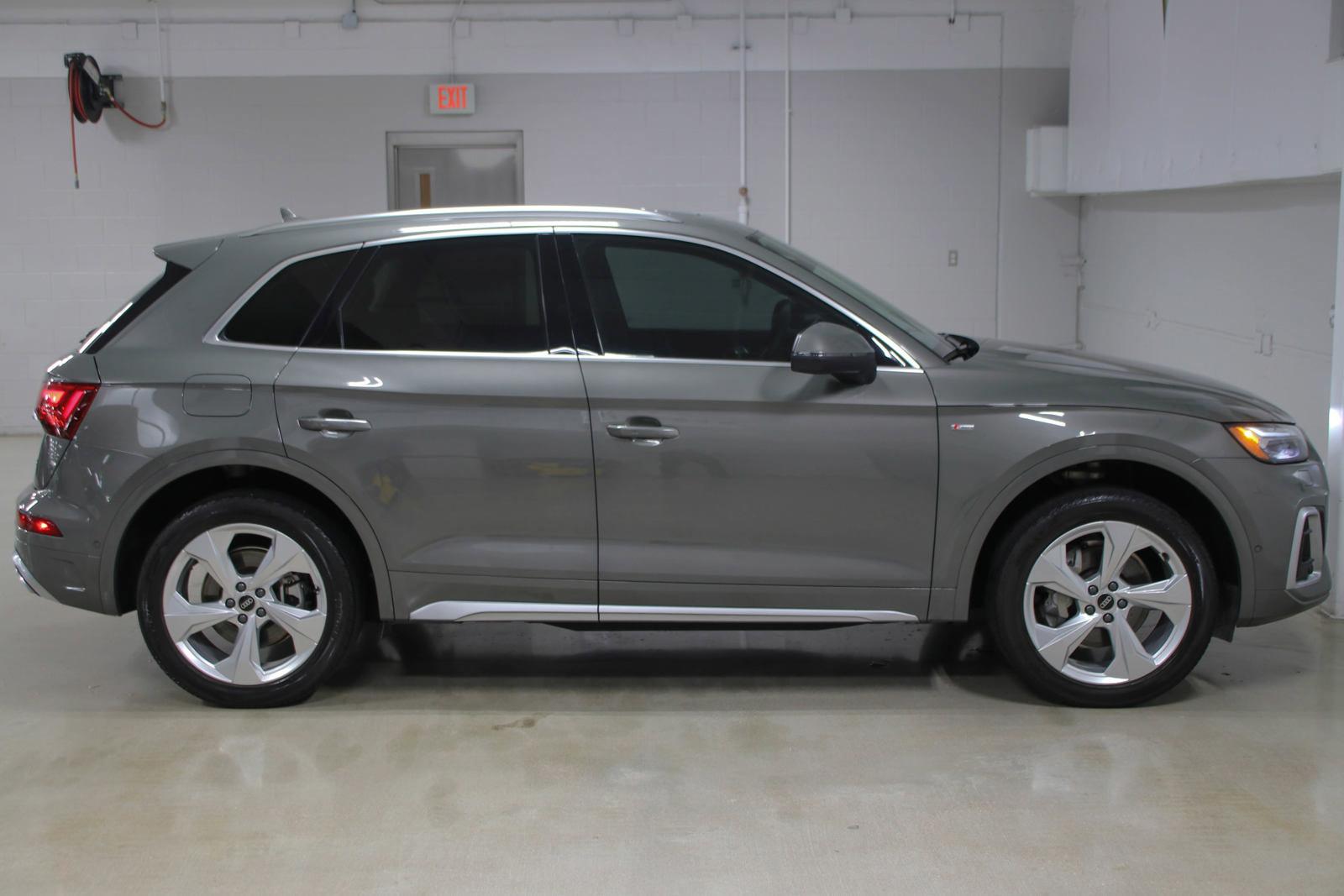 2023 Audi Q5 Vehicle Photo in SUGAR LAND, TX 77478