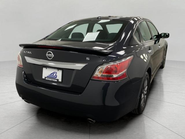 2015 Nissan Altima Vehicle Photo in Appleton, WI 54913