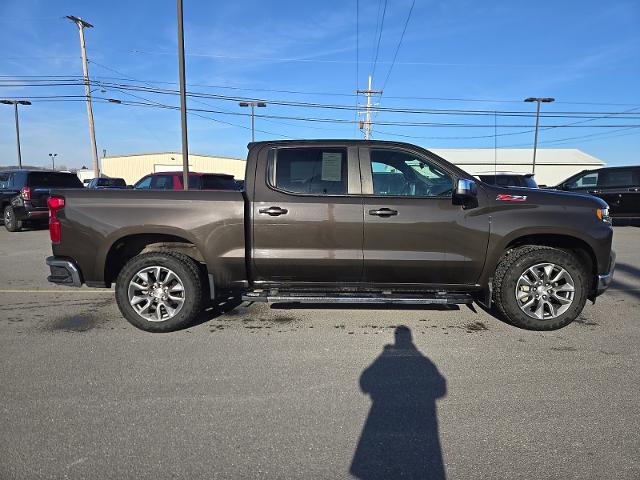 Used 2022 Chevrolet Silverado 1500 Limited LT with VIN 1GCUYDED1NZ126156 for sale in Philipsburg, PA