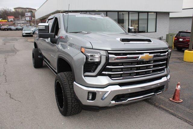 2024 Chevrolet Silverado 2500 HD Vehicle Photo in SAINT CLAIRSVILLE, OH 43950-8512