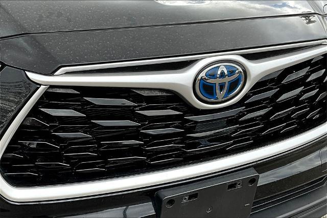 2022 Toyota Highlander Vehicle Photo in Tulsa, OK 74145